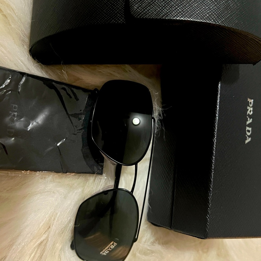 Brand New Prada sunglasses